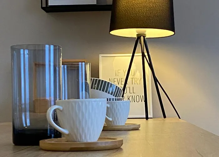 Eleven - Free Parking *